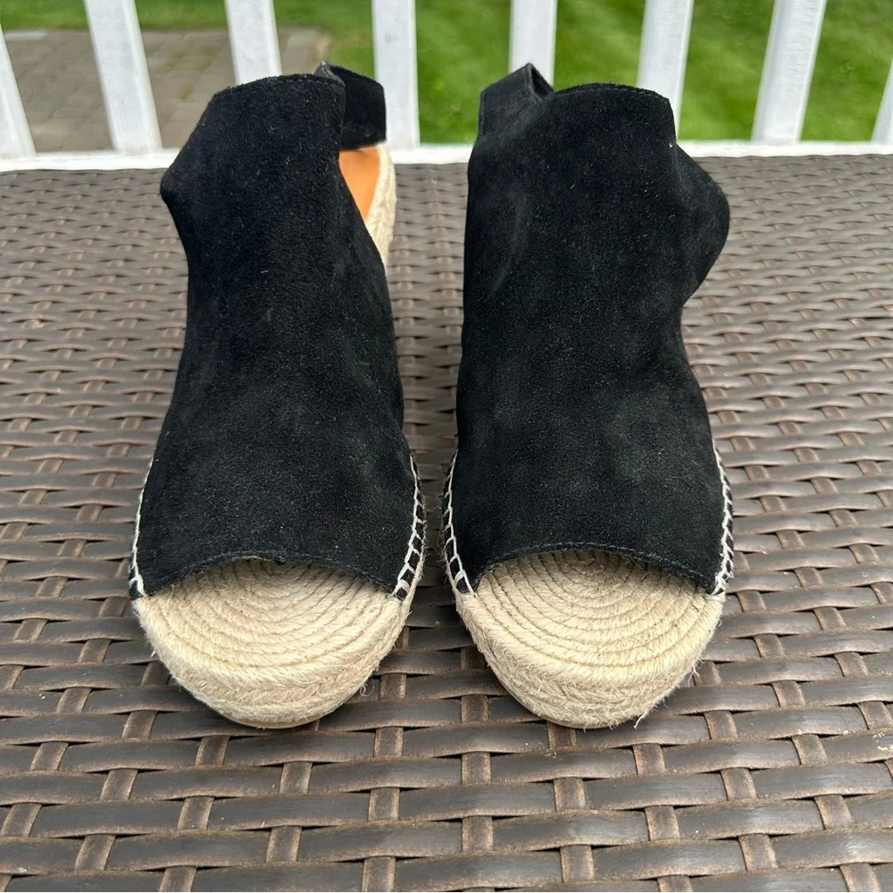 New GAP Black Suede Leather Espadrille Raffia Wedge Sandals, Size 11, Open Toe